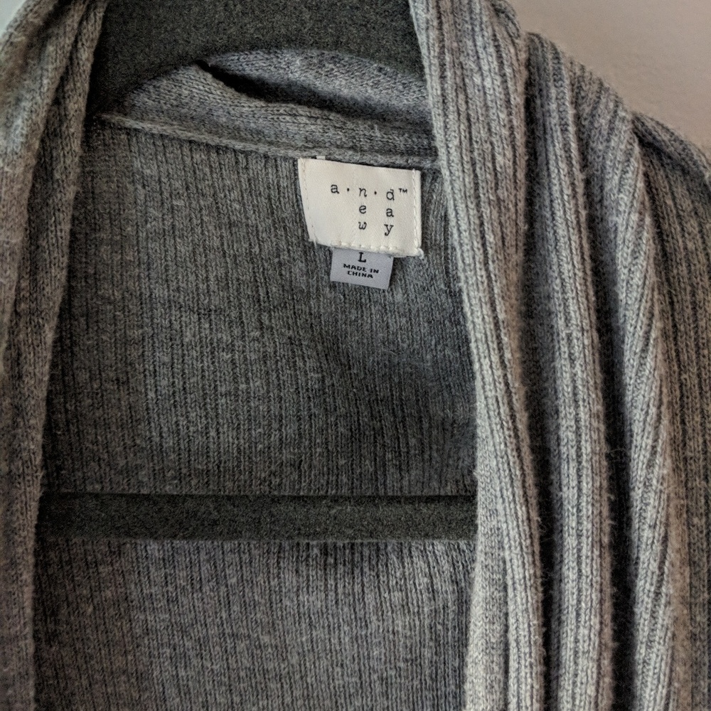 Target cardigan - Picture 3 of 4